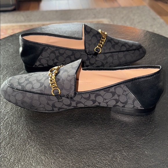 COACH Signature C Chain Helena Loafers - Picture 3 of 9